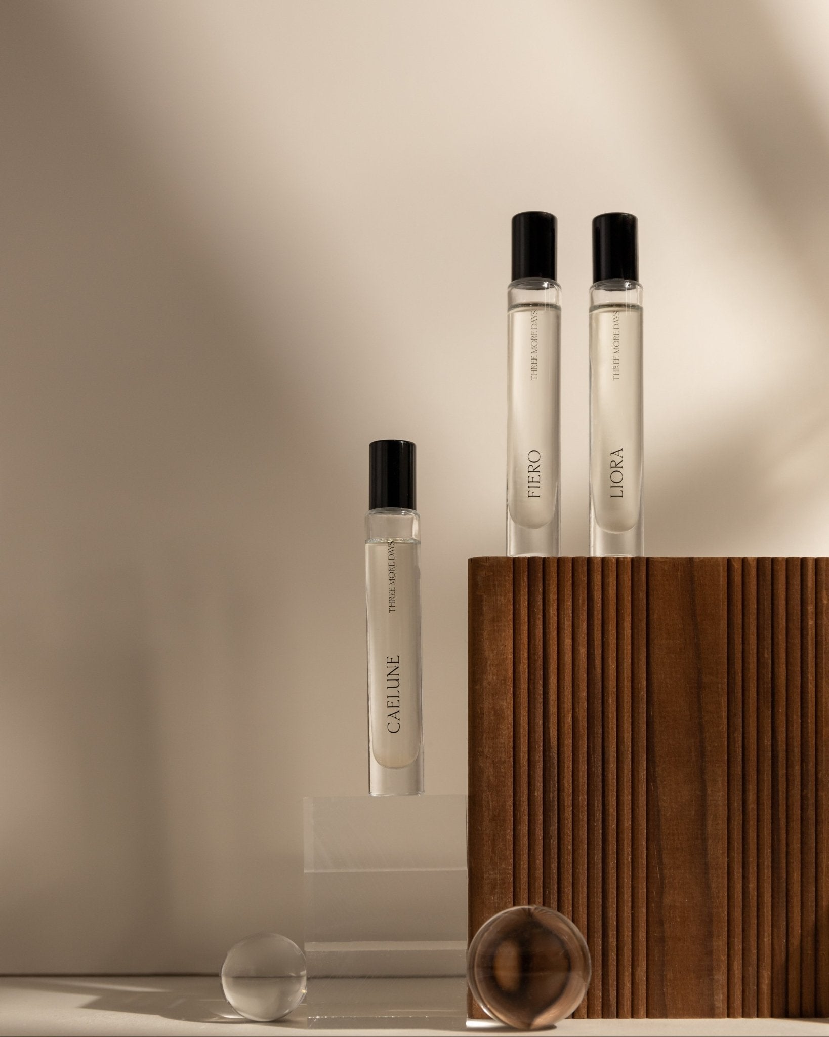 Auréa – The Golden Light Perfume Oil - Three More Days Collection